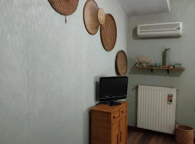 On The Edge Of Town ヴィラ