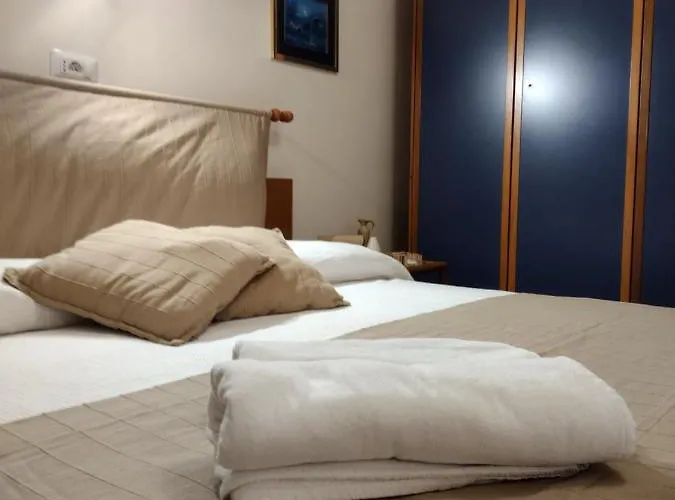 On The Edge Of Town ヴィラ *